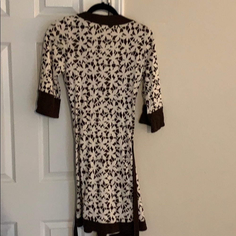 Diane vonFURSTENBERG Wrap Dress - Picture 5 of 5